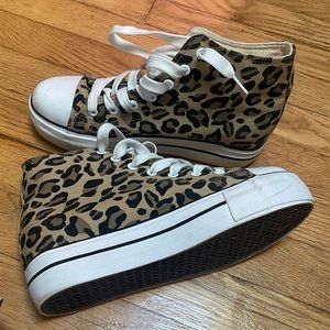 Platform Leopard Print Shoes